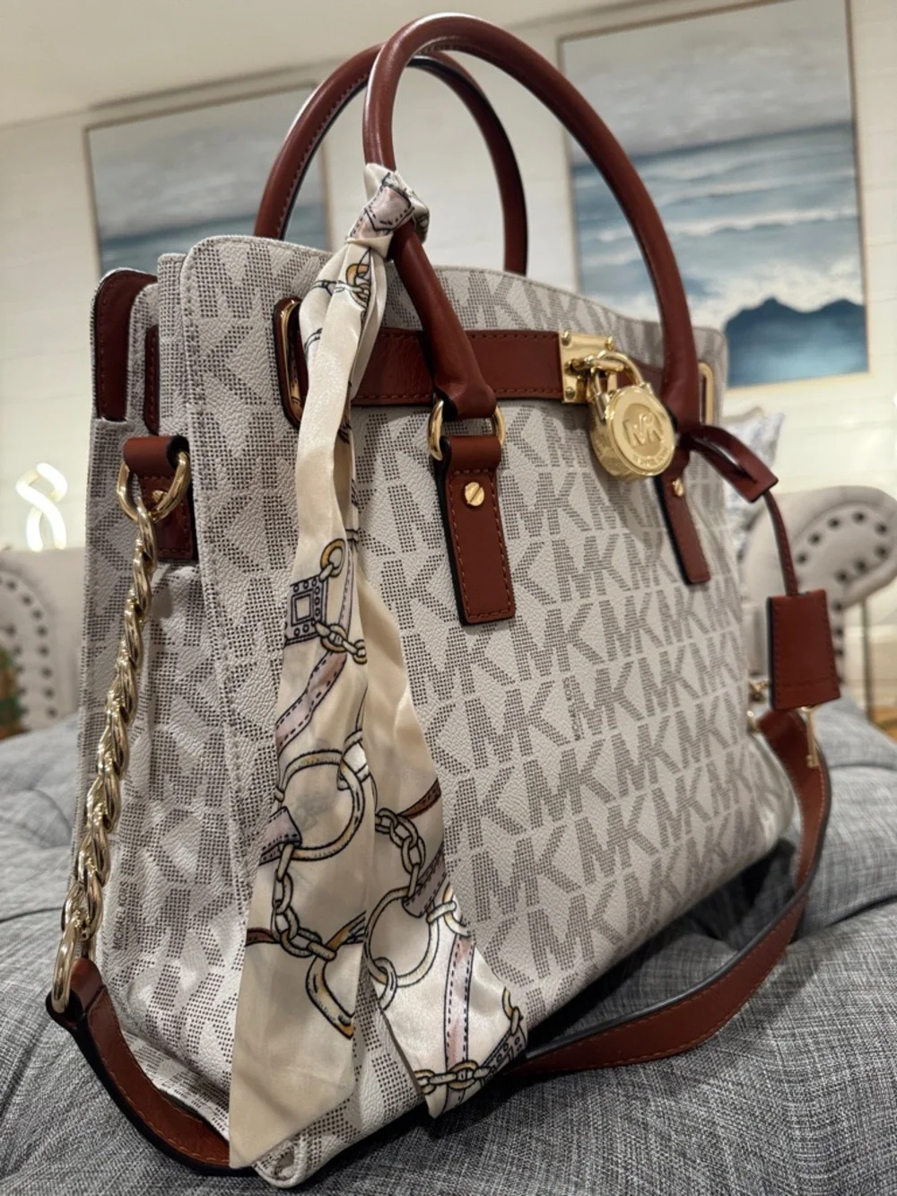 Michael Kors Hamilton Brown and white Large Signature Tote Bag - Picture 3 of 17